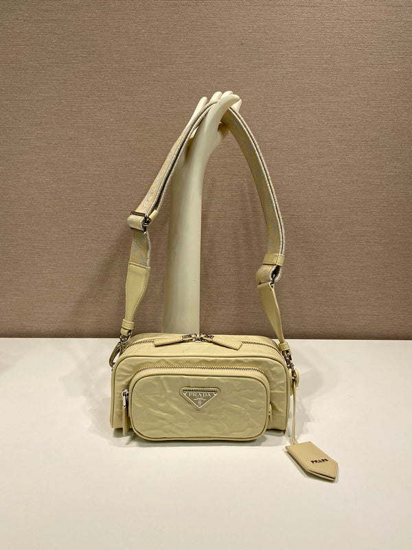 EH - Prada Bags - 922 For Cheap